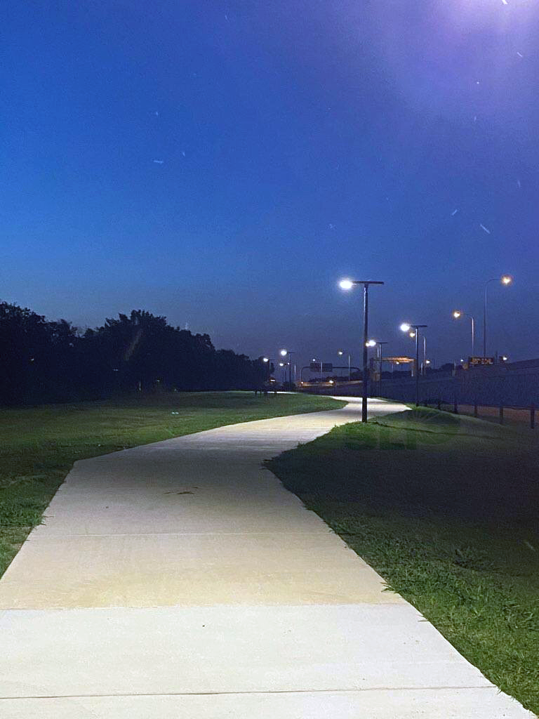 Best Solar LED Pathway Lights Running at Night