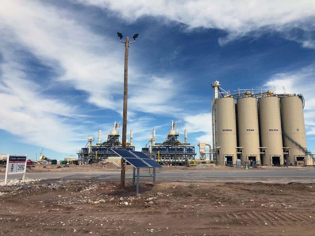 solar led lights outdoor installed at Signal Peak Silica in Oakwood, Oklahoma, providing sustainable solar light pole solutions.