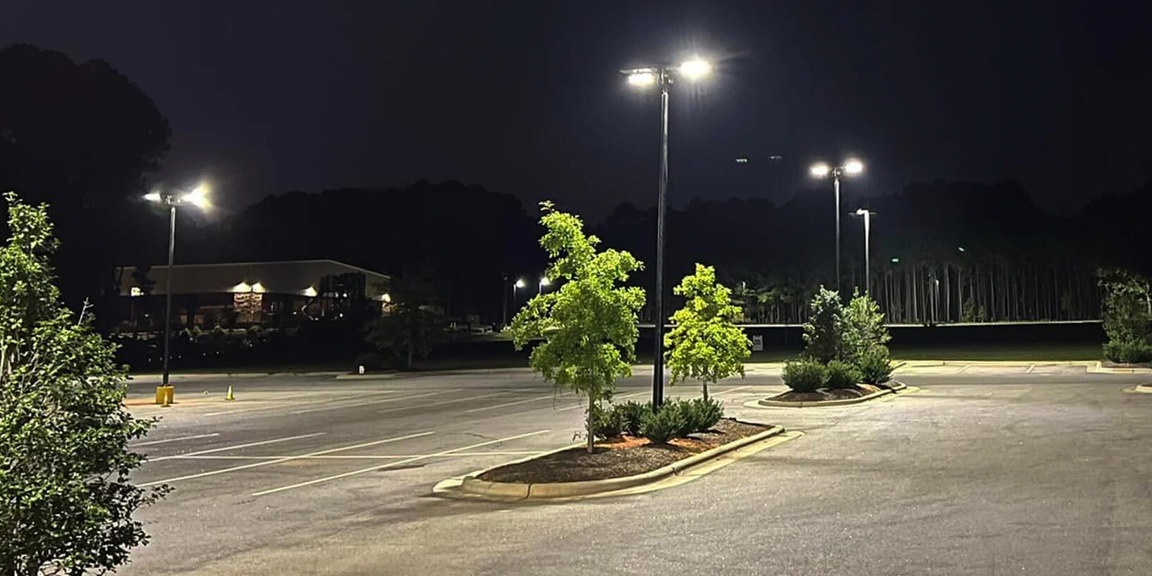 Solar-Parking-Lot-Lighting